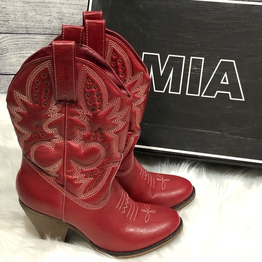 MIA Larue red boot